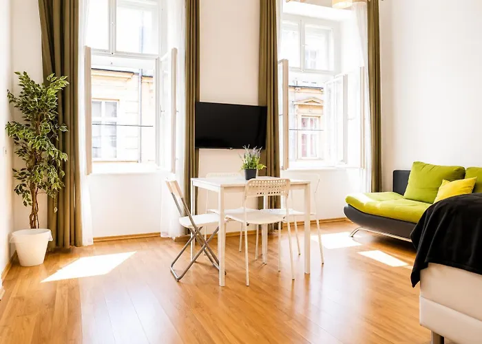 Modern & Cozy 2br Excellent Connectivity Apartamento